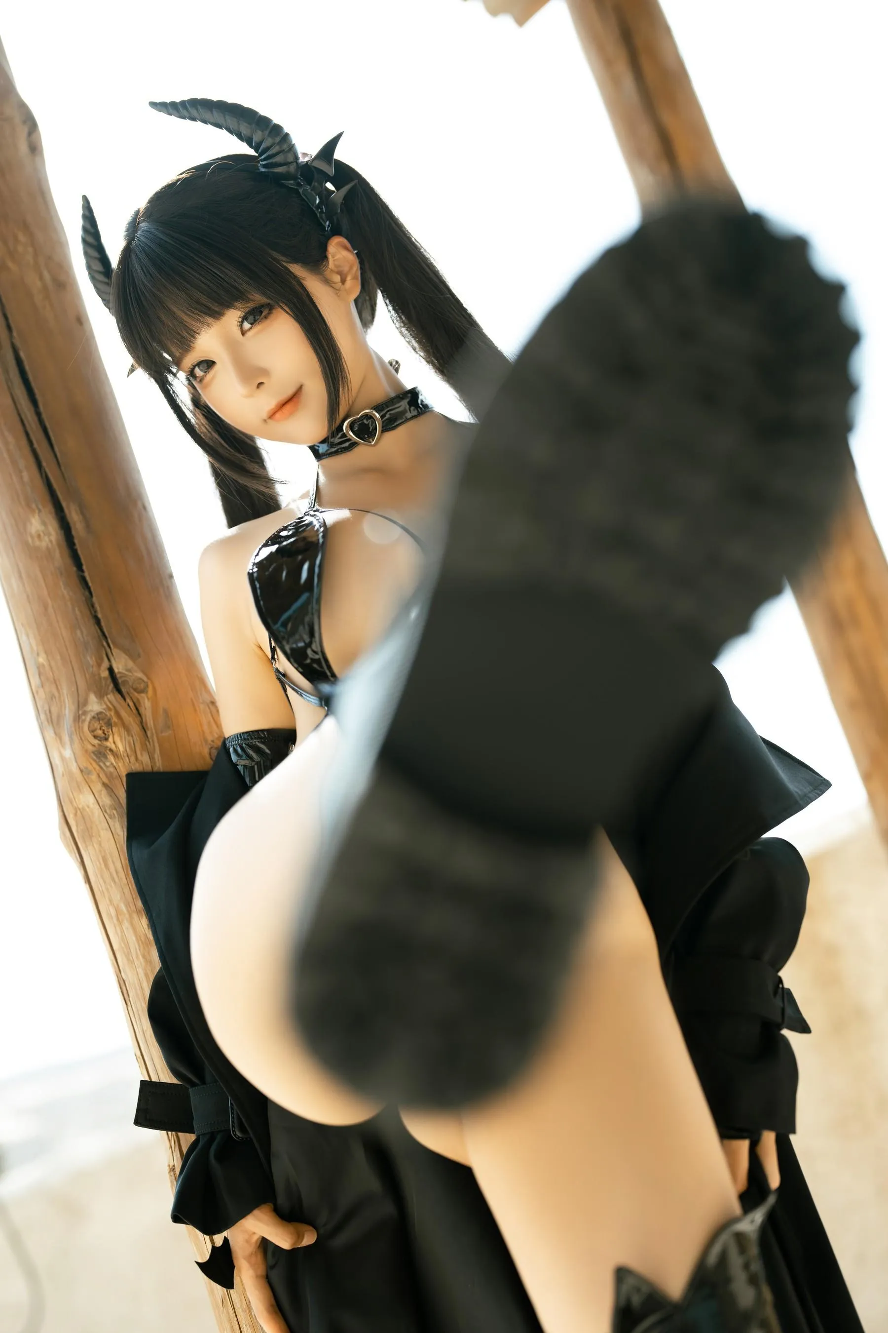 蠢沫沫 – NO.240 魅魔 [33P]插图1